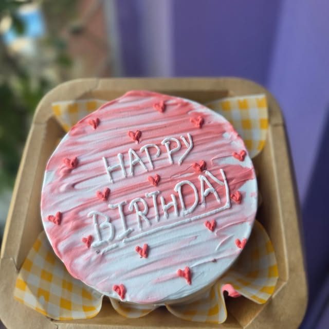 Pink heart bento cake by The Cakery
